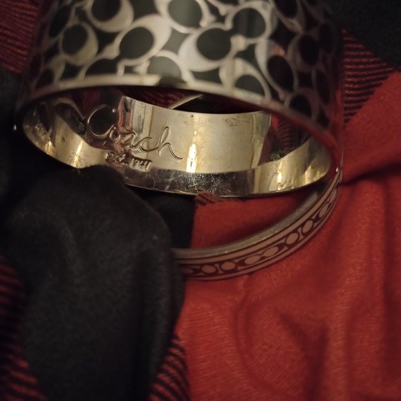 Lot of 2 coach bracelets - Picture 2 of 7